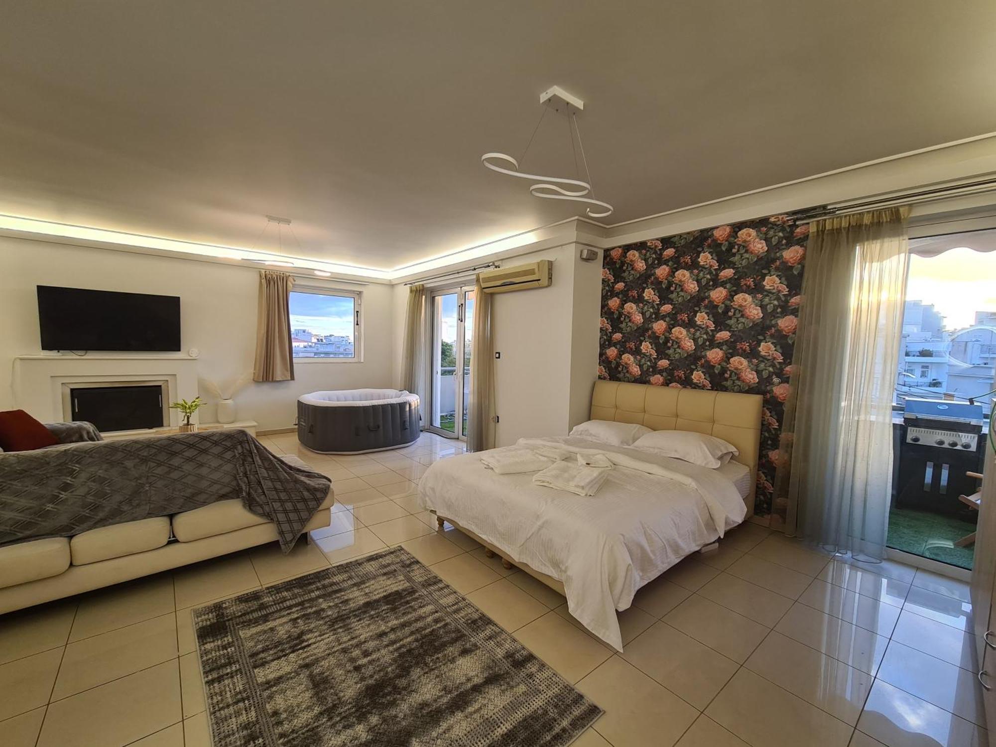 Sunny Home Private Jacuzzi Hydromassage Acropolis & Lycabettus Far View Parking 300M Metro Peristeri Αθήνα Εξωτερικό φωτογραφία