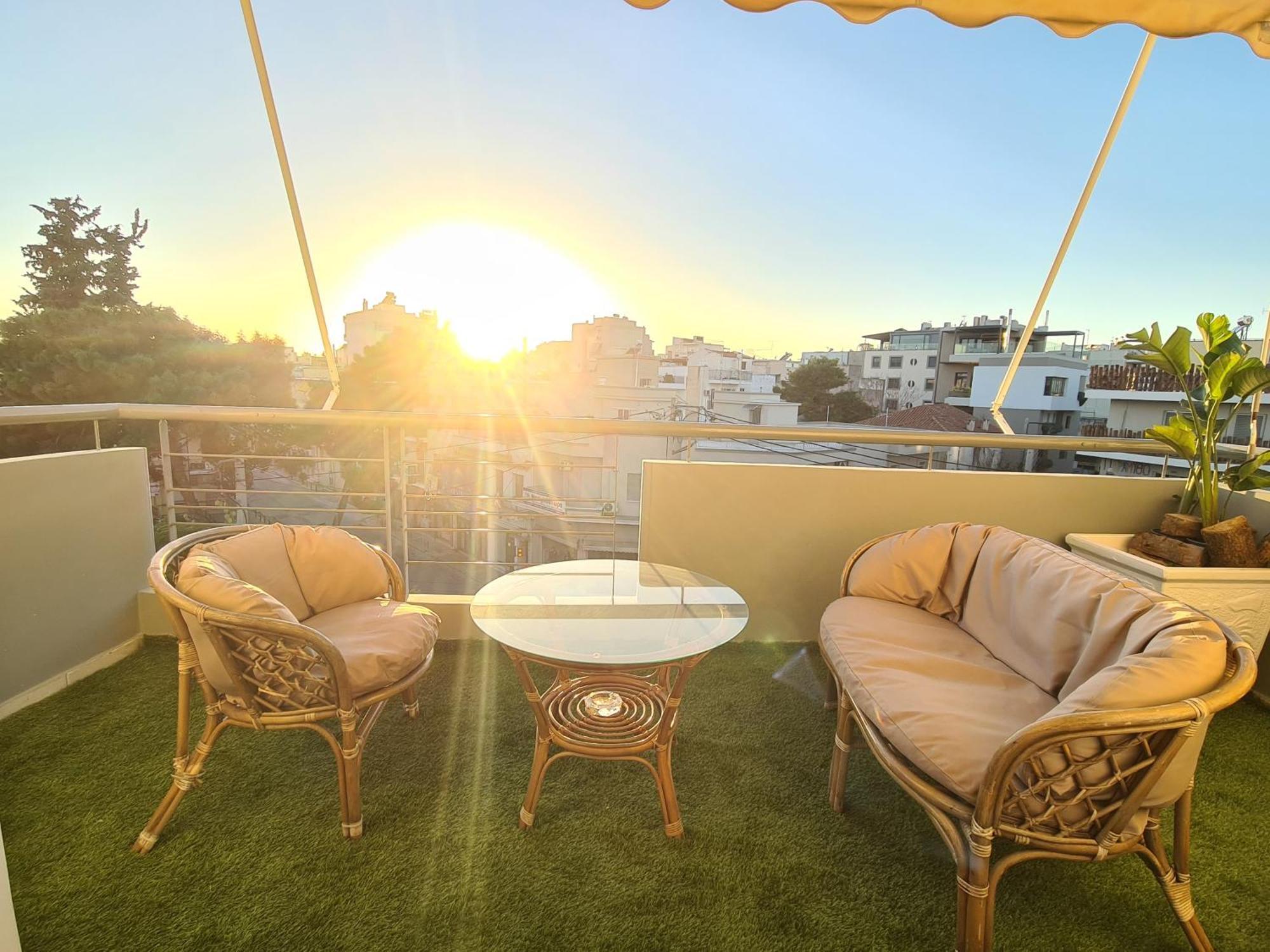 Sunny Home Private Jacuzzi Hydromassage Acropolis & Lycabettus Far View Parking 300M Metro Peristeri Αθήνα Εξωτερικό φωτογραφία