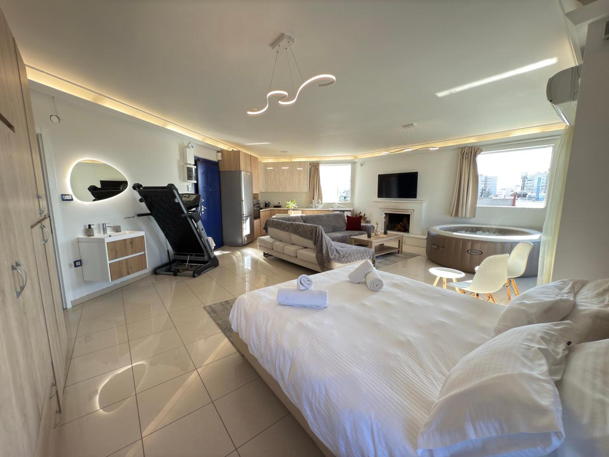 Sunny Home Private Jacuzzi Hydromassage Acropolis & Lycabettus Far View Parking 300M Metro Peristeri Αθήνα Εξωτερικό φωτογραφία