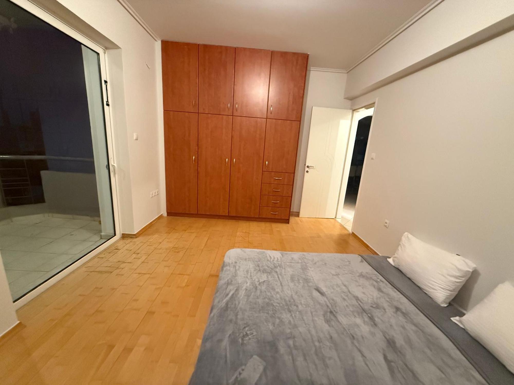 Sunny Home Private Jacuzzi Hydromassage Acropolis & Lycabettus Far View Parking 300M Metro Peristeri Αθήνα Δωμάτιο φωτογραφία