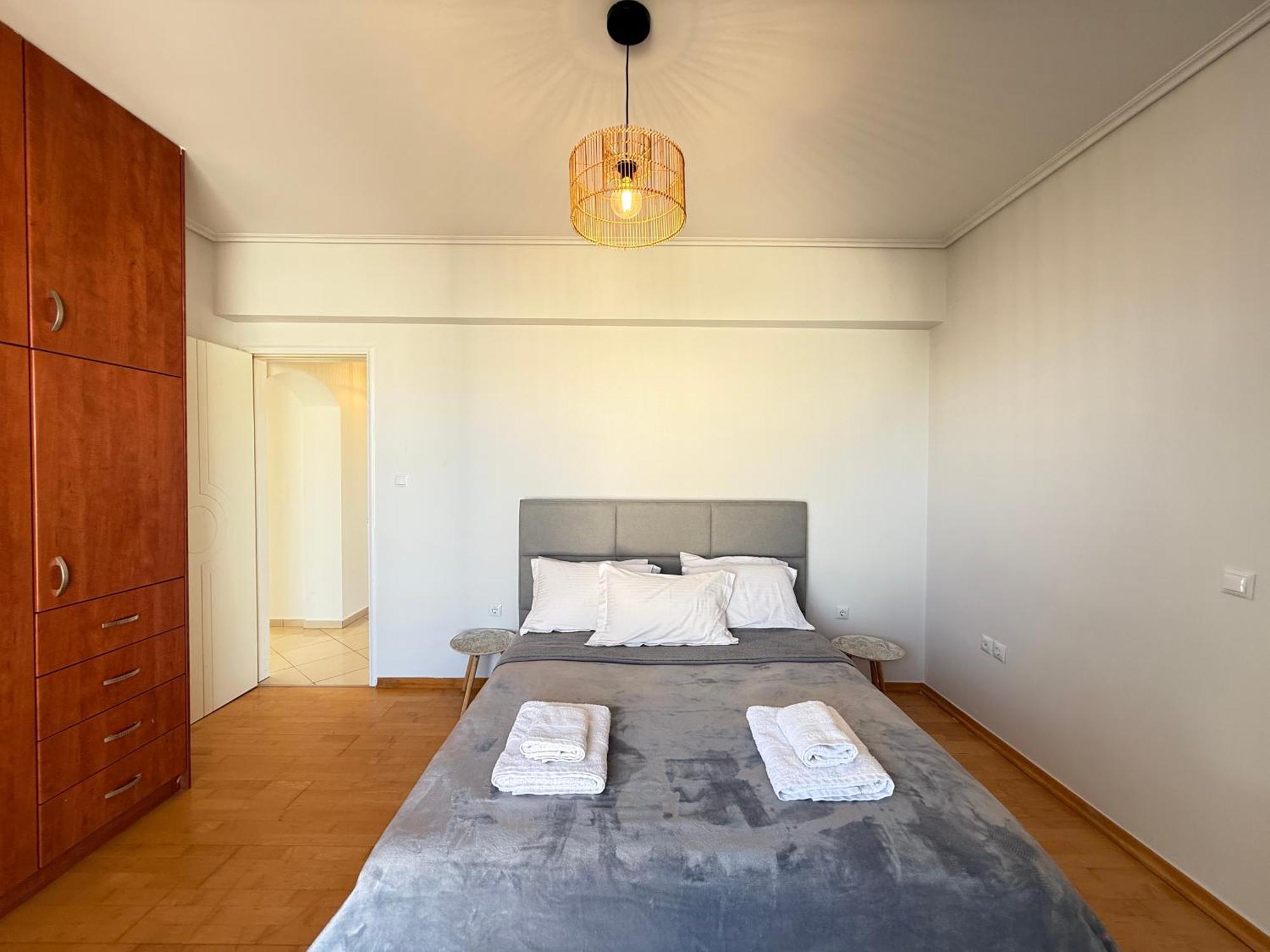 Sunny Home Private Jacuzzi Hydromassage Acropolis & Lycabettus Far View Parking 300M Metro Peristeri Αθήνα Εξωτερικό φωτογραφία